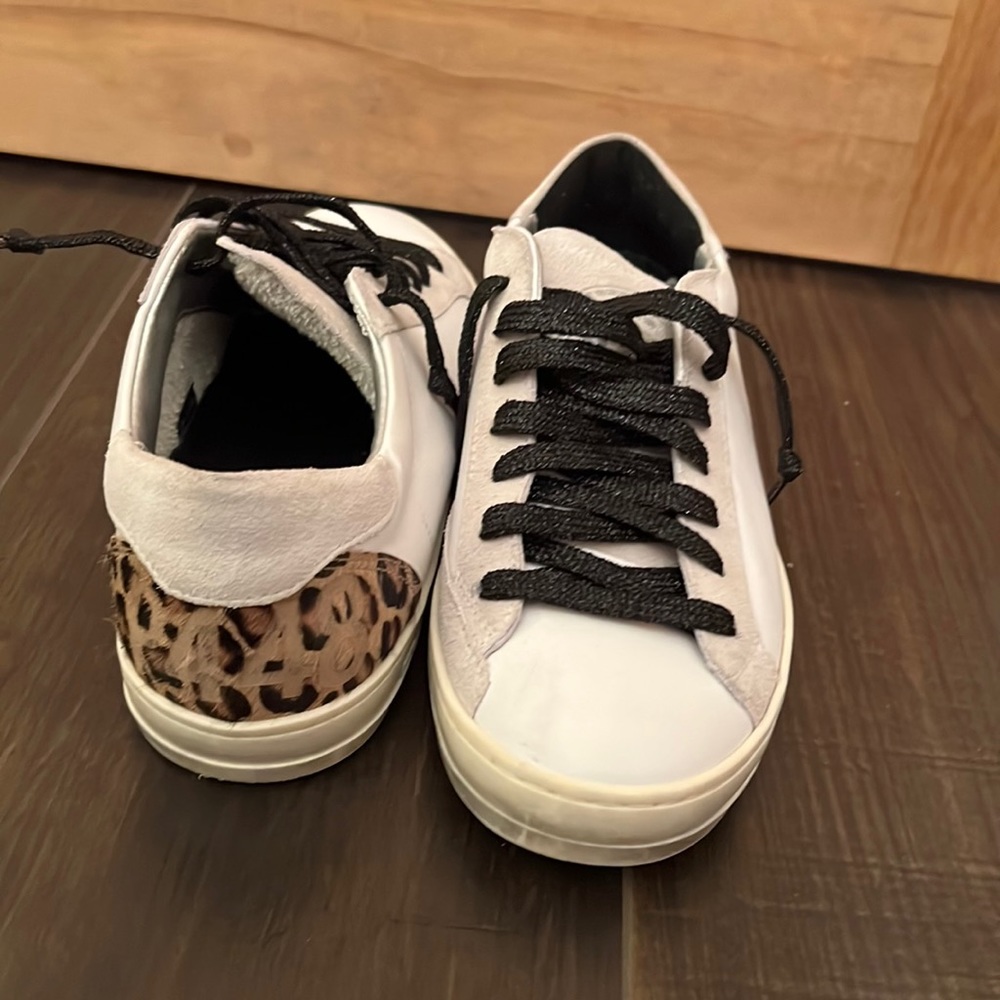 P448 John Leopard sneaker